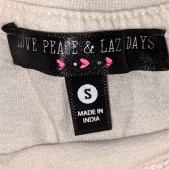 GUC Love, Peace & Lazy Days Cropped, Crew Neck Succulemt T-Shirt-Cream-Sz Small - Picture 3 of 4